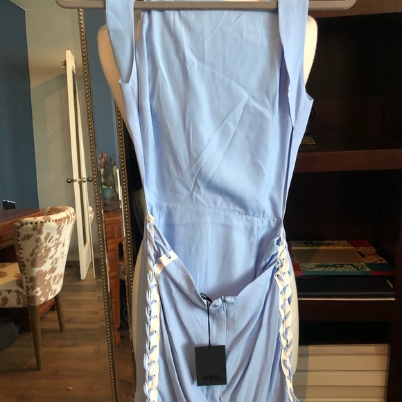 NBD Revolve baby blue backless dress - Picture 2 of 4